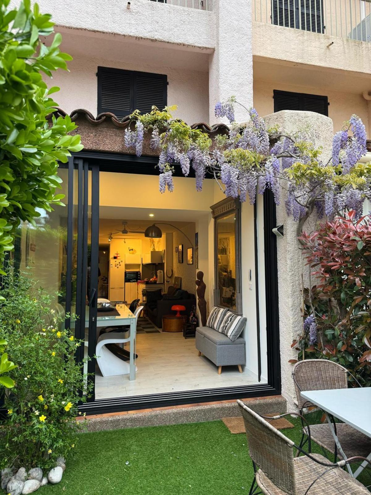 La Petite Perle Apartment โคโกแล็ง ภายนอก รูปภาพ