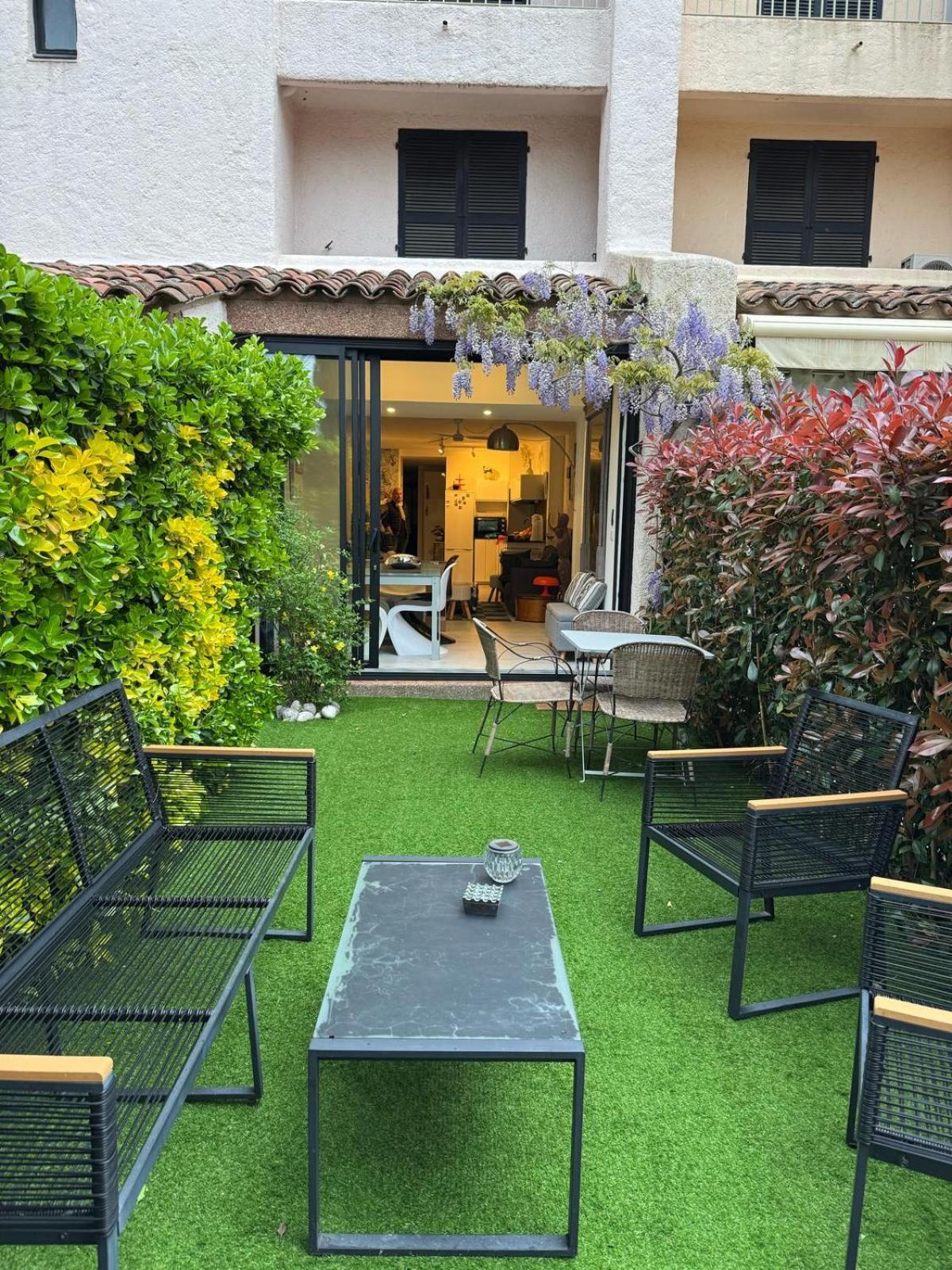 La Petite Perle Apartment โคโกแล็ง ภายนอก รูปภาพ